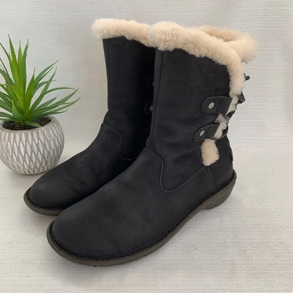 UGG Akadia Black Suede Leather Sherpa Lined Boots Women's 8 - Picture 7 of 15